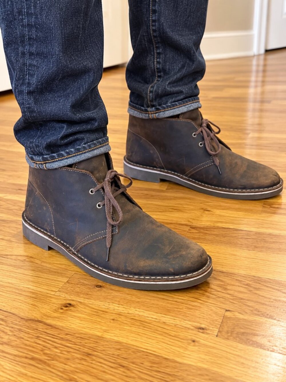 EEUC Men's Clarks Shepton Chukka Boots in Brown Oiled Leather US Size 9.5 M